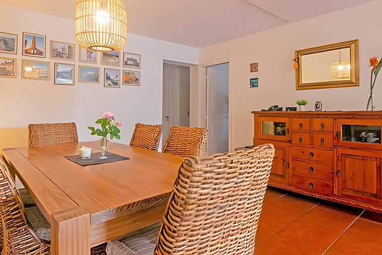 Oceana Suites: Bora-Bora, Punta del Este.