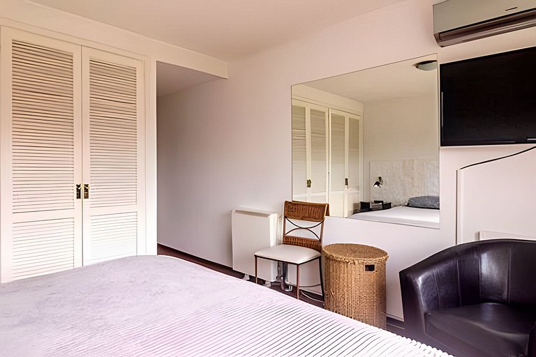 Oceana Suites: Bora-Bora, Punta del Este.