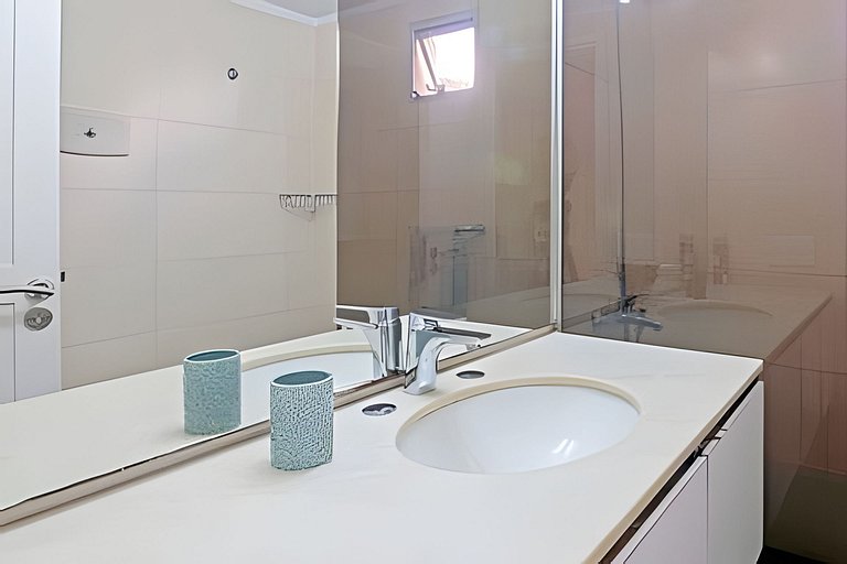 Oceana Suites: Bora-Bora, Punta del Este.