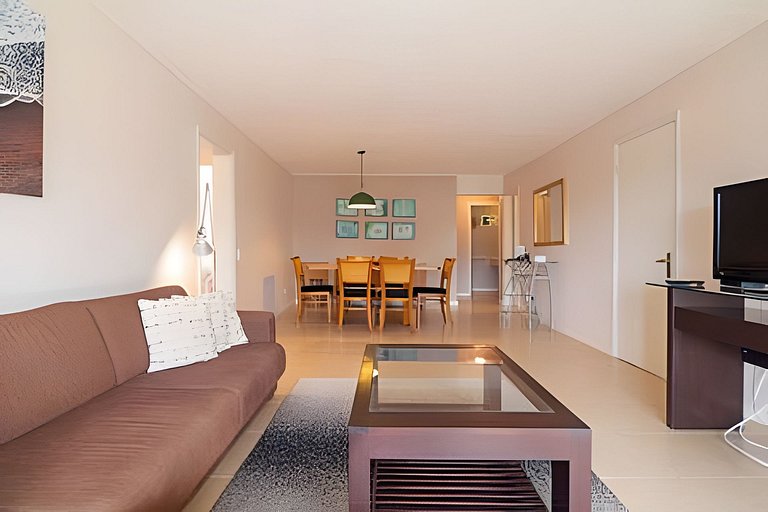 Oceana Suites: Bora-Bora, Punta del Este.