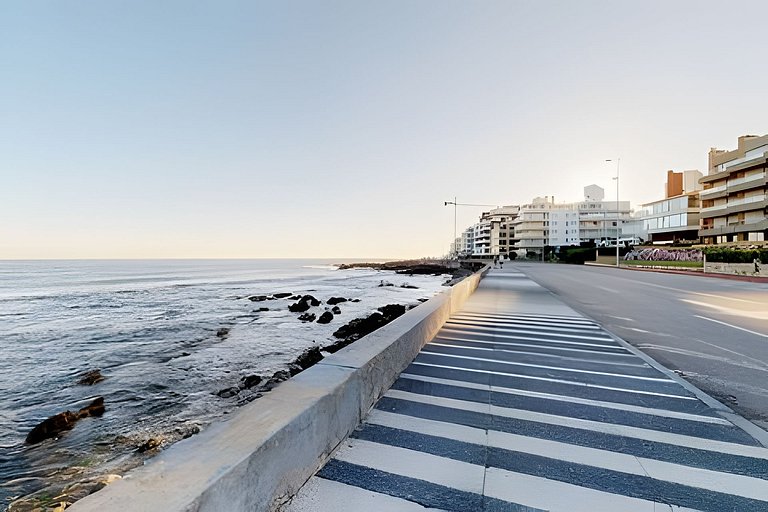 Oceana Suites: Miami Beach, Punta del Este.