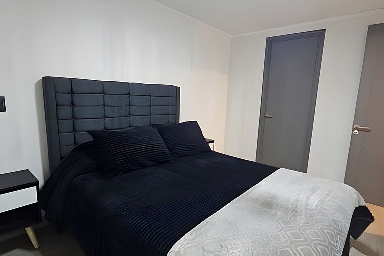 Apartment in La Cisterna, excellent connectivity.