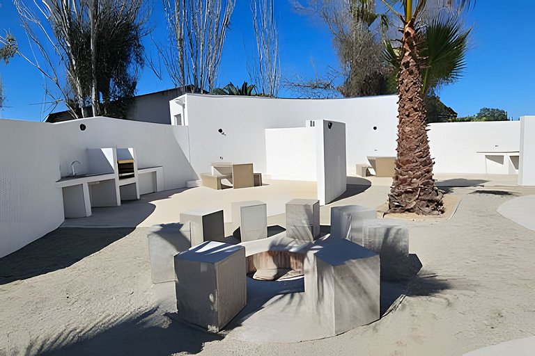 Apartment minutes from Faro Monumental, La Serena.