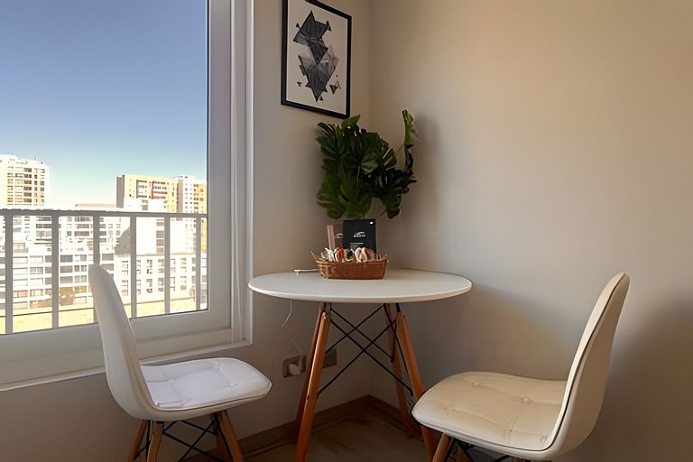 Apartment with excellent connectivity, Santiago Centro.