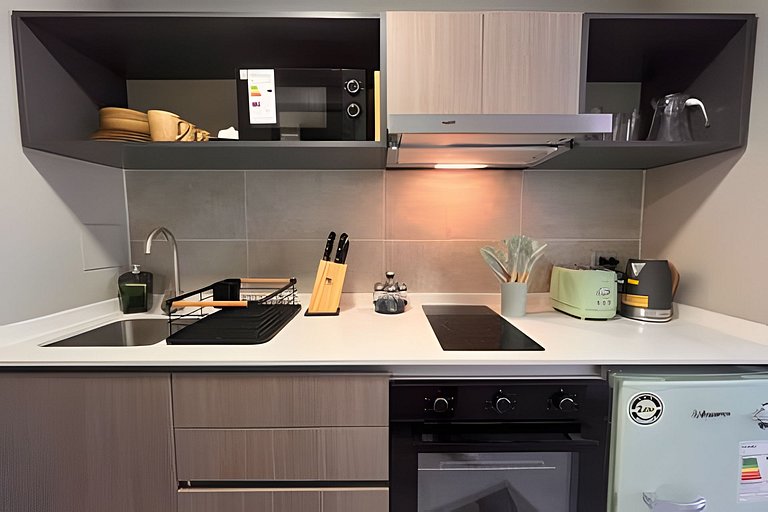 Apartment with excellent connectivity, Santiago Centro.