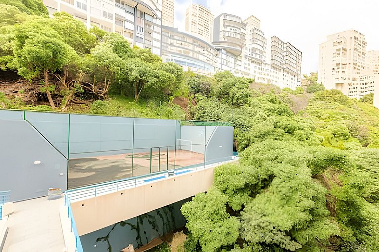 Apartment with pool and sports courts, in front of Playa Coc