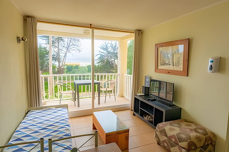 Beachfront apartment, Bahía Pelícanos.