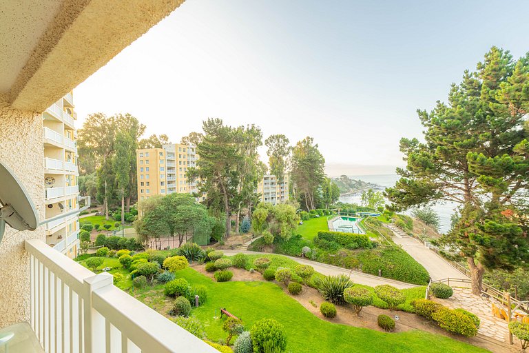 Apartment in a private complex, beachfront, Horcón.