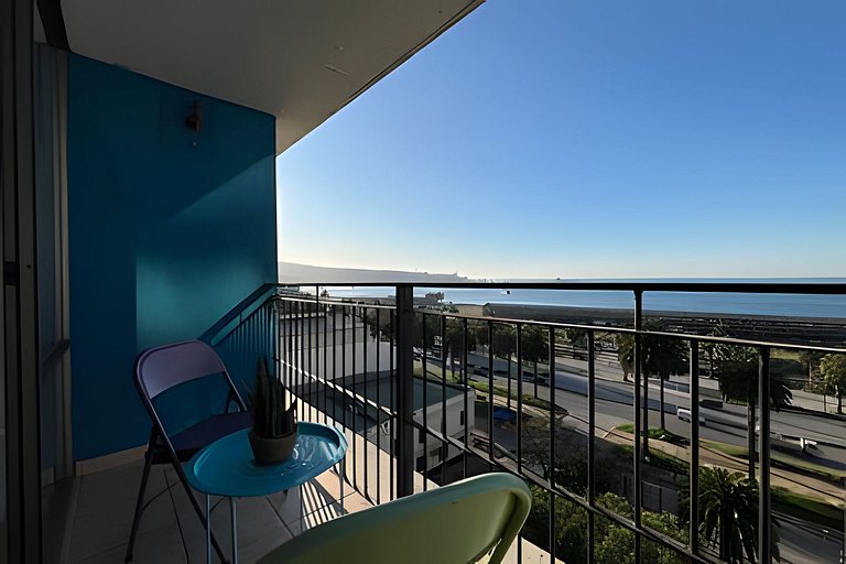 Apartamento com vista para o mar, a passos do Muelle Barón.