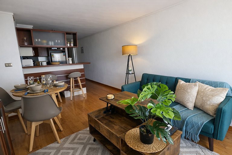 Apartment steps from Mall Alto Las Condes.