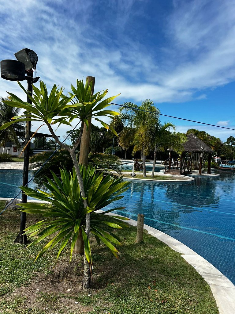 Apartamento com piscinas incríveis, Barra de São Miguel.