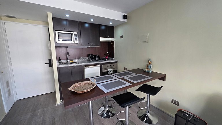 Apartment with excellent location in Providencia.