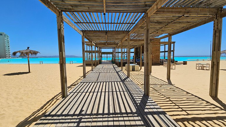 Apartment with incredible artificial lagoon, La Serena.