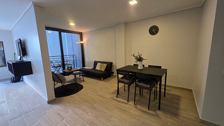Apartment steps from the metro and Centro Cultural La Moneda