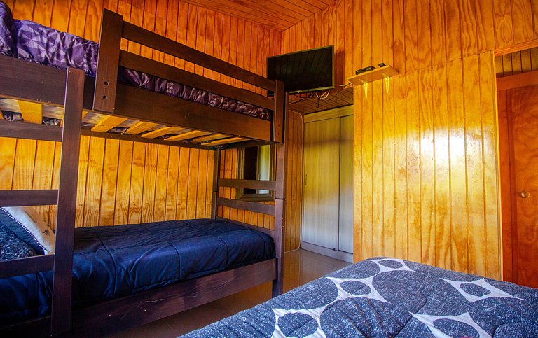 Cabaña en complejo privado, a pasos del mar, Curiñanco.