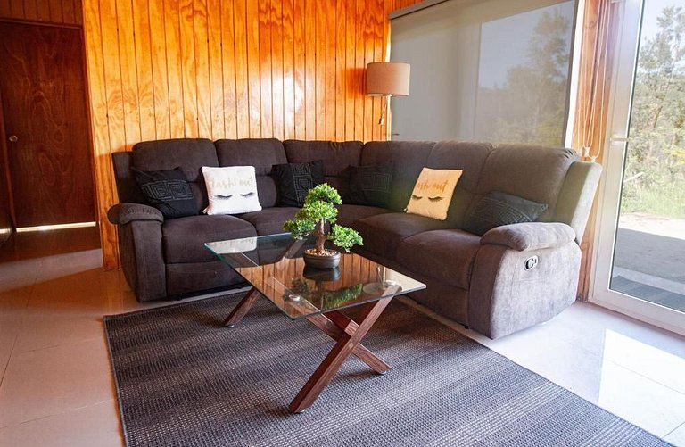 Cabin in a private complex, steps from the sea, Curanipe.