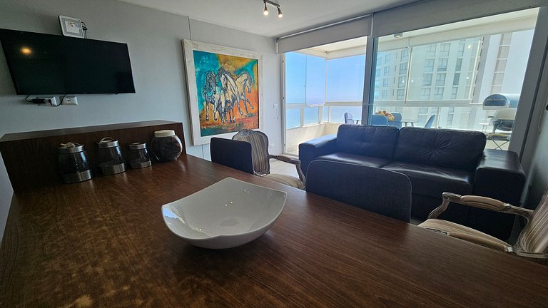Apartment with ocean view, steps from the Dunes of Concón.