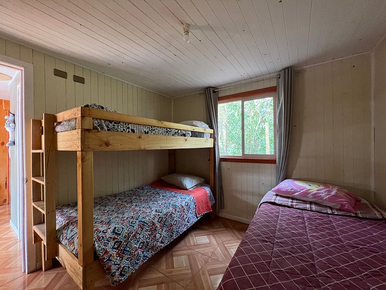 Cabaña con tinaja en complejo privado, Licanray.