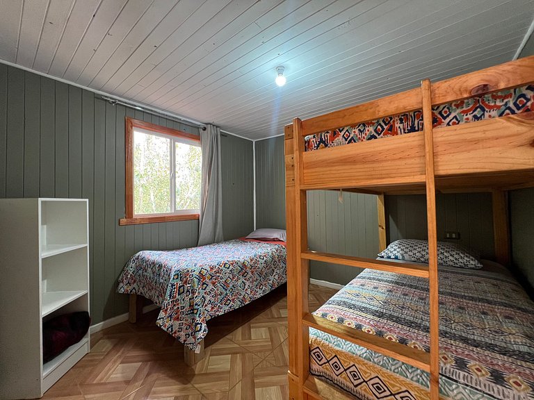 Family cabin minutes from Lake Licanray.