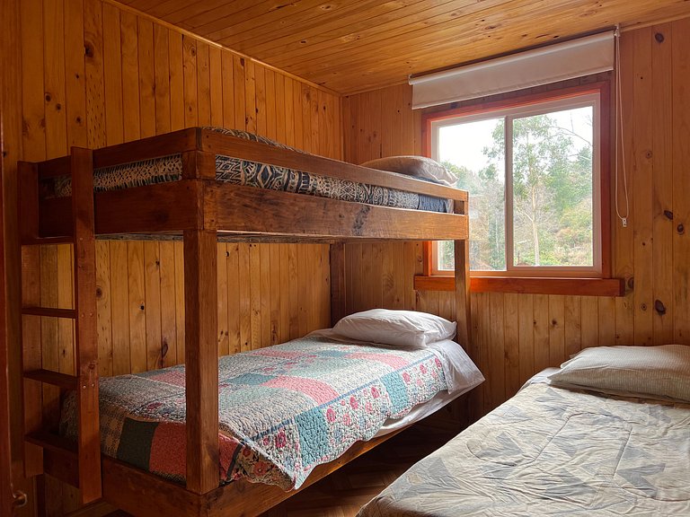 Cabana familiar com tina de água quente, Lago Licanray.