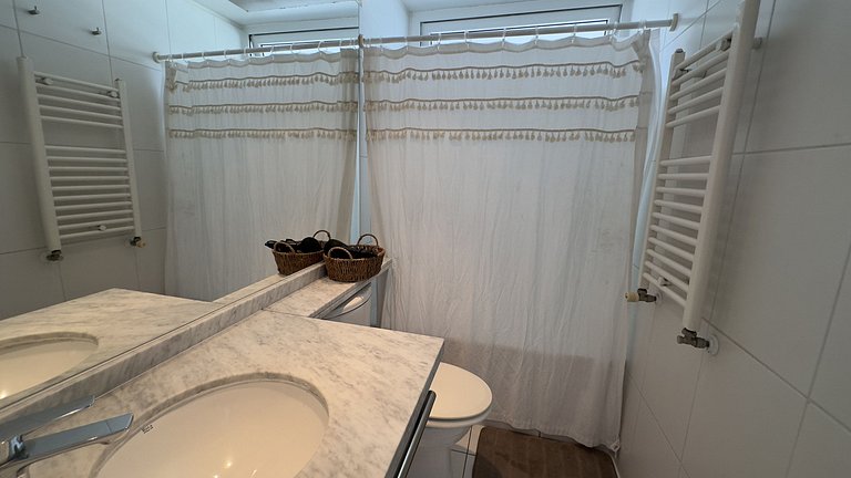 Apartamento a passos do Mall Alto Las Condes.