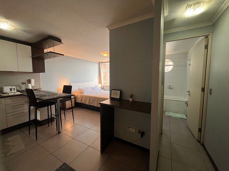 Apartment minutes from Santa Isabel Metro.