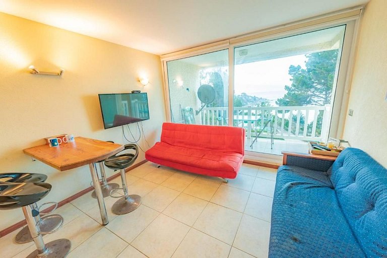 Departamento en complejo privado, frente al mar, Horcón.