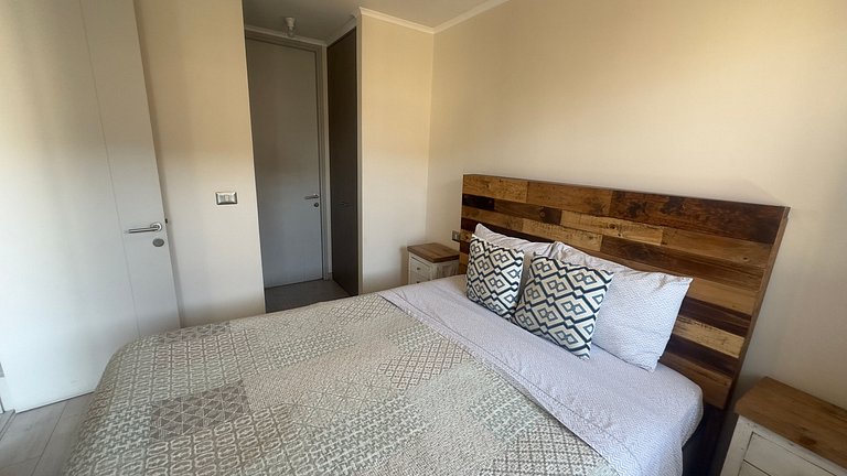 Apartamento com excelente conectividade, Irarrázaval.