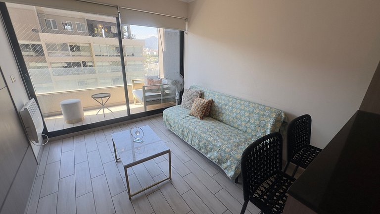 Departamento con excelente conectividad, irarrázaval.