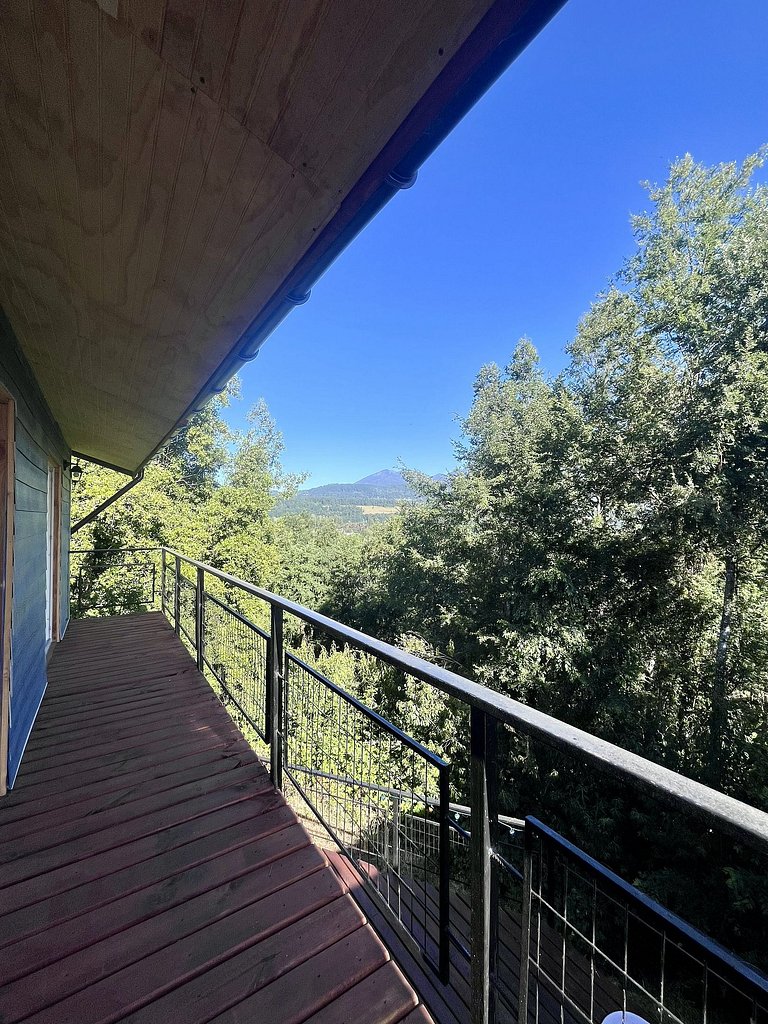 House surrounded by nature in Panguipulli.