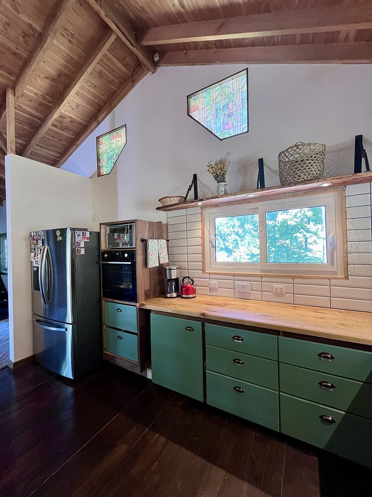 Casa rodeada de naturaleza en Panguipulli.