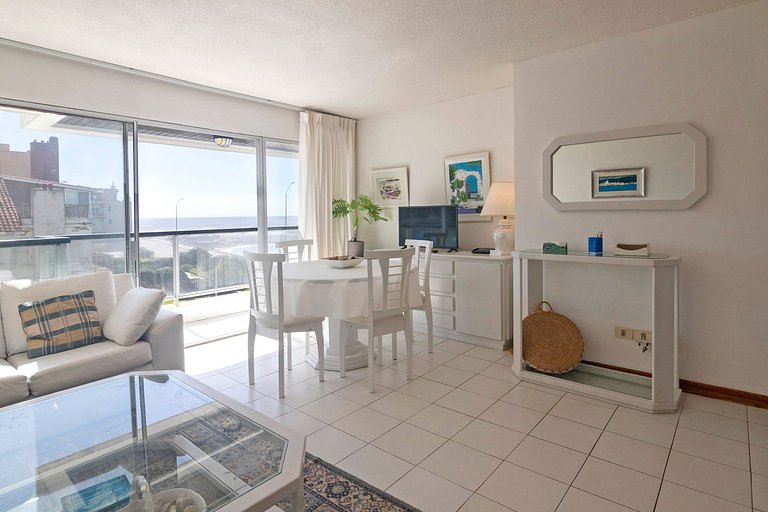 Apartamento familiar frente al mar, Punta del Este.