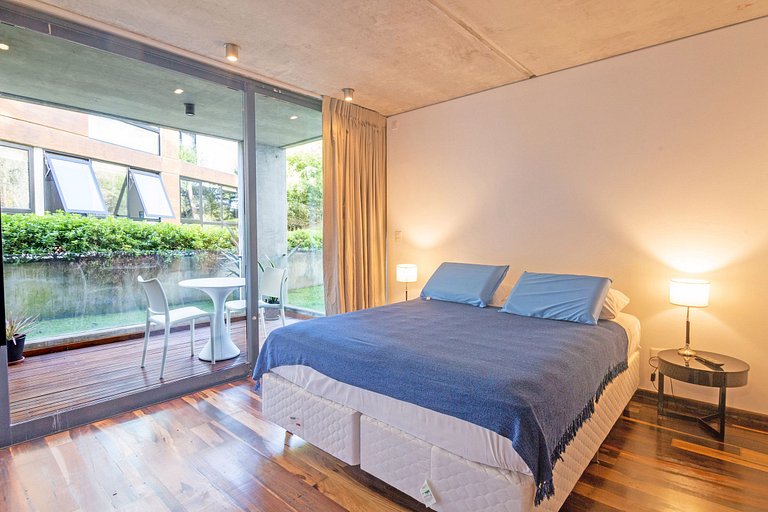 Apartment with spa amenities in Punta.