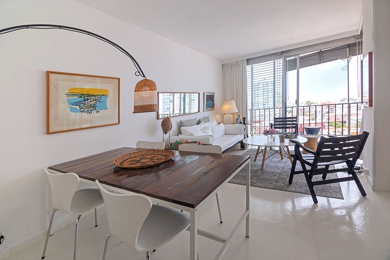 Apartamento con excelente ubicacion, Punta.