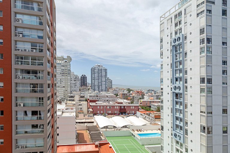 Apartamento con excelente ubicacion, Punta.