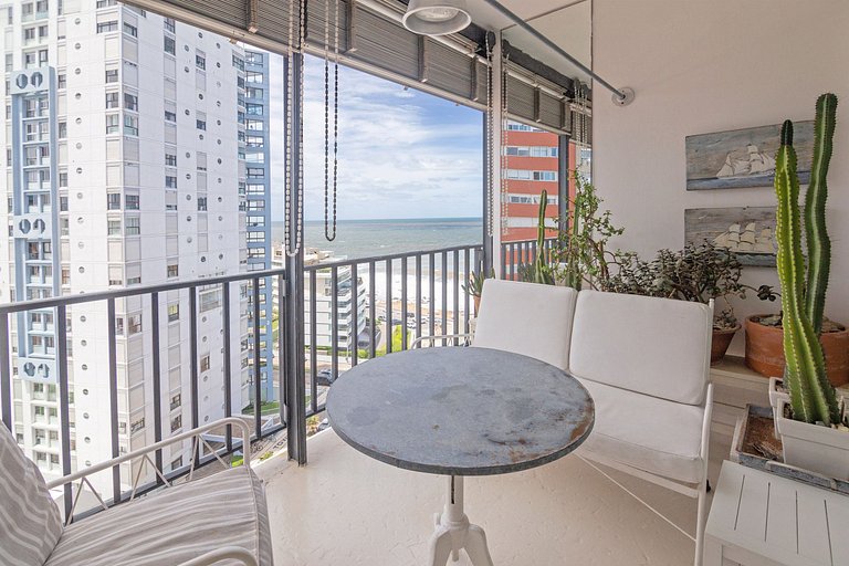 Apartamento com excelente localização, Punta.