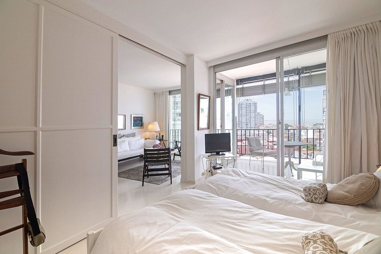 Apartamento con excelente ubicacion, Punta.