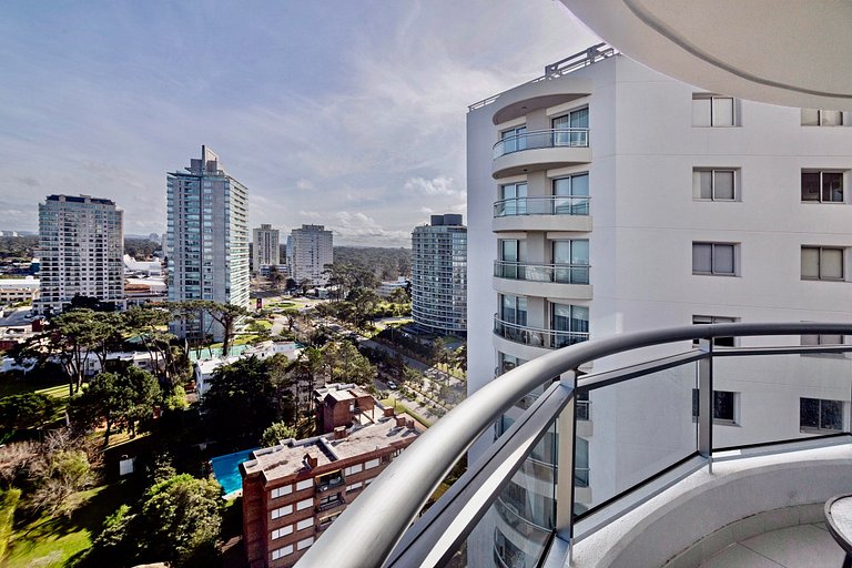 Apartamento com amenidades incríveis, Punta.