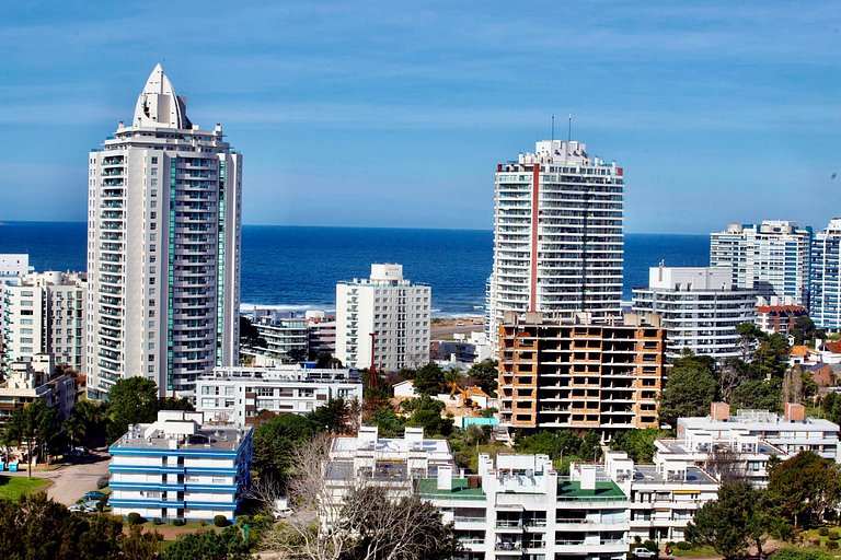 Apartamento com amenidades incríveis, Punta.