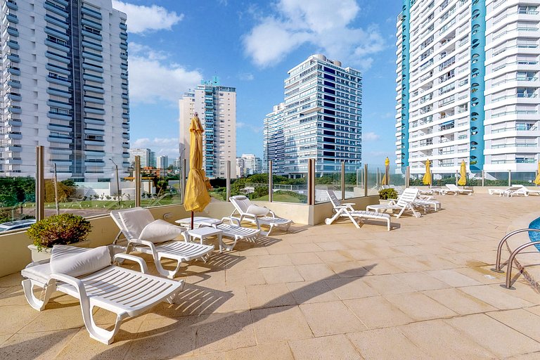 Apartamento familiar con vista a Playa Brava, Punta.