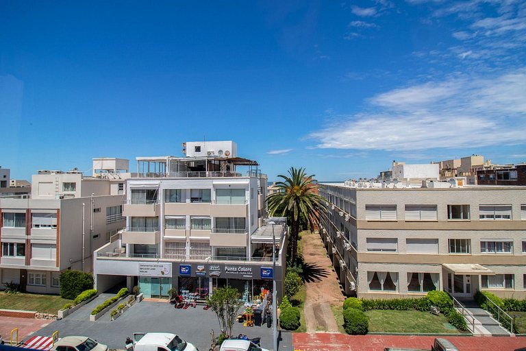 Apartamento con excelente ubicación en Punta.