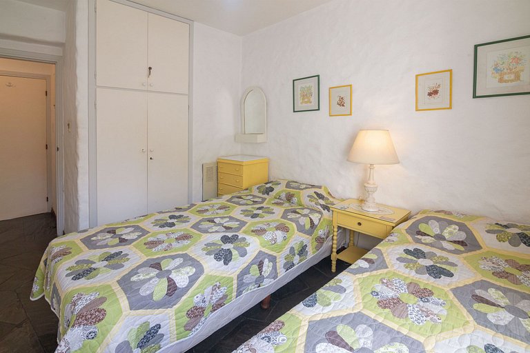 Apartamento con vista al Muelle de Mahilos, Punta.