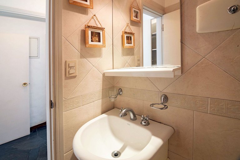 Apartamento con vista al Muelle de Mahilos, Punta.