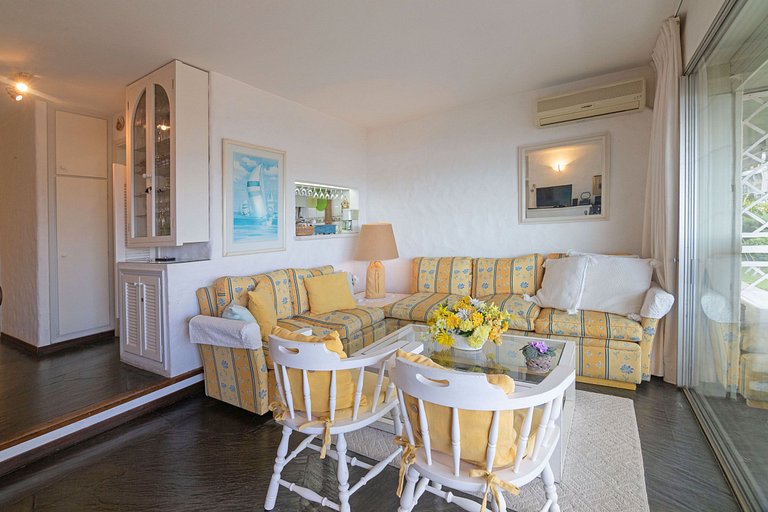 Apartamento con vista al Muelle de Mahilos, Punta.