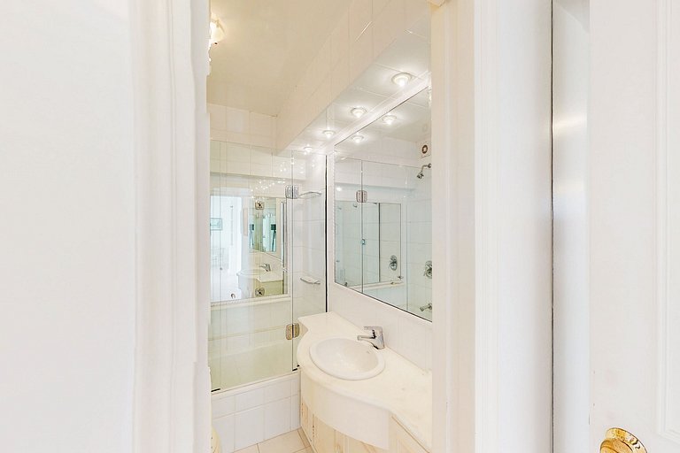 Apartamento em frente à Playa Mansa, Punta del Este.