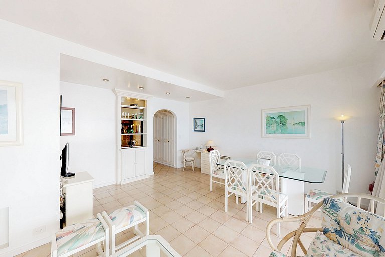 Apartment facing Playa Mansa, Punta del Este.