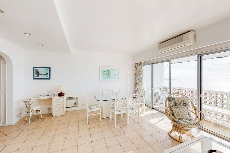 Apartamento frente a Playa Mansa, Punta del Este.