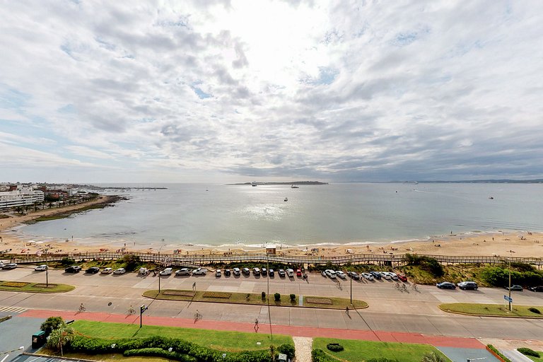 Apartamento frente a Playa Mansa, Punta del Este.