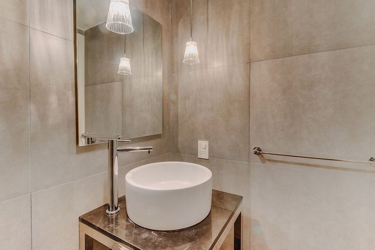 Apartamento com excelentes comodidades em Punta del Este.