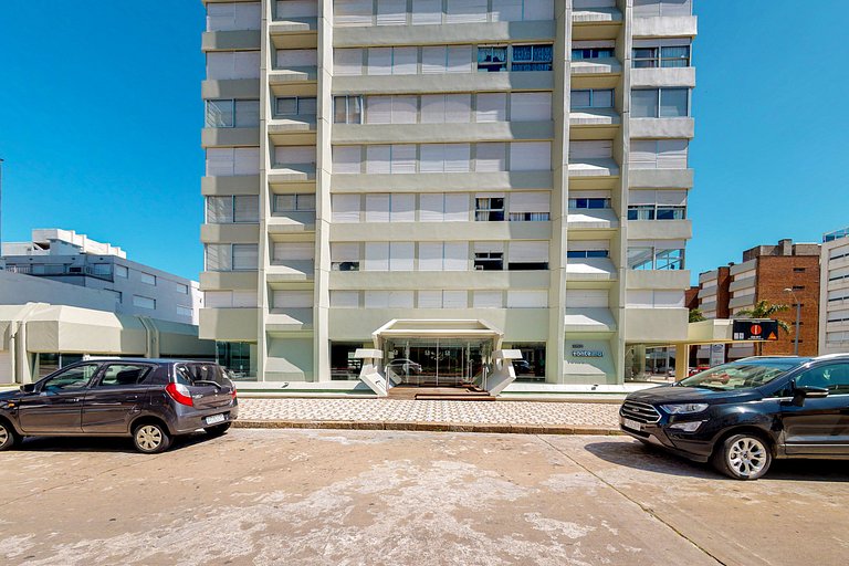 Apartamento com vista para o mar em Punta del Este.